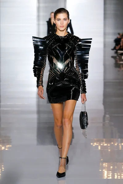 Look 77
